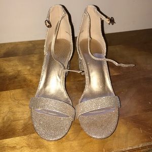 Glitter, strap sandal.